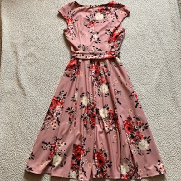 Dress Tells Flowers Cocktail Dress - size M NWOT - Picture 6 of 9